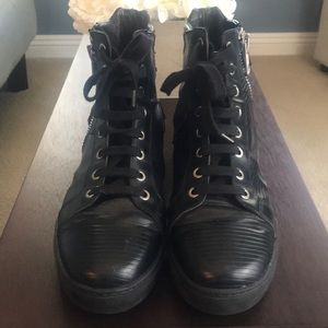 ALL SAINTS leather tennis shoe/boot. EUC. SZ 41.